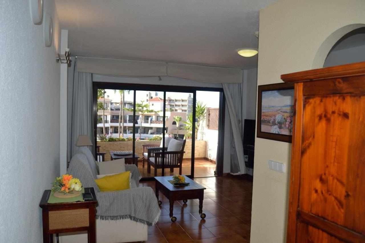 Apartamento 251 Con Vistas Al Mar Y A La Piscina Сан Мигел де Абона Екстериор снимка